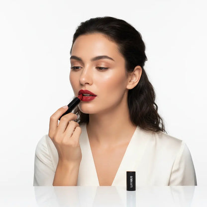 Luxury Matte Lipstick - Red Carpet Red LAYAMUS®